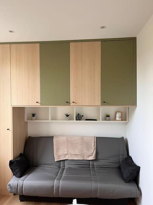 Studio Melun Peaceful Area 5 Min To Train Station Экстерьер фото